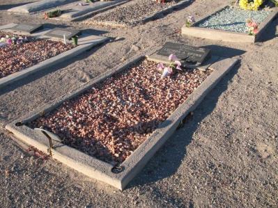 Stewart, Lucinda - grave2